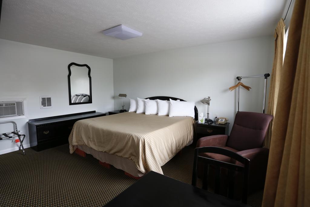 Plaza Motel Clyde